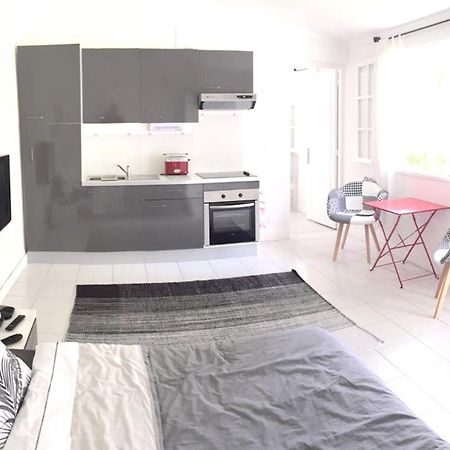 Studio Charmant Au Coeur De Boucan Canot 30 M² Avec Jardin Prive Saint-Paul ภายนอก รูปภาพ