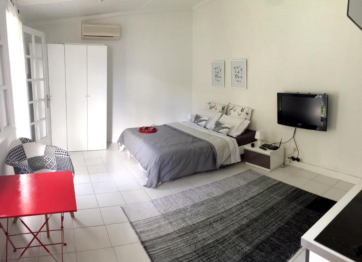 Studio Charmant Au Coeur De Boucan Canot 30 M² Avec Jardin Prive Saint-Paul ภายนอก รูปภาพ
